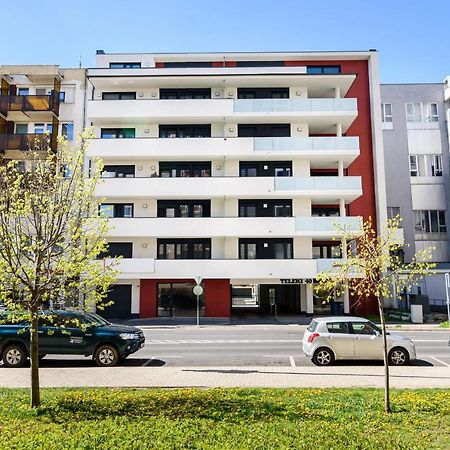 Teleki40 Apartman Gyor Central, Free Parking, Terrace Extérieur photo